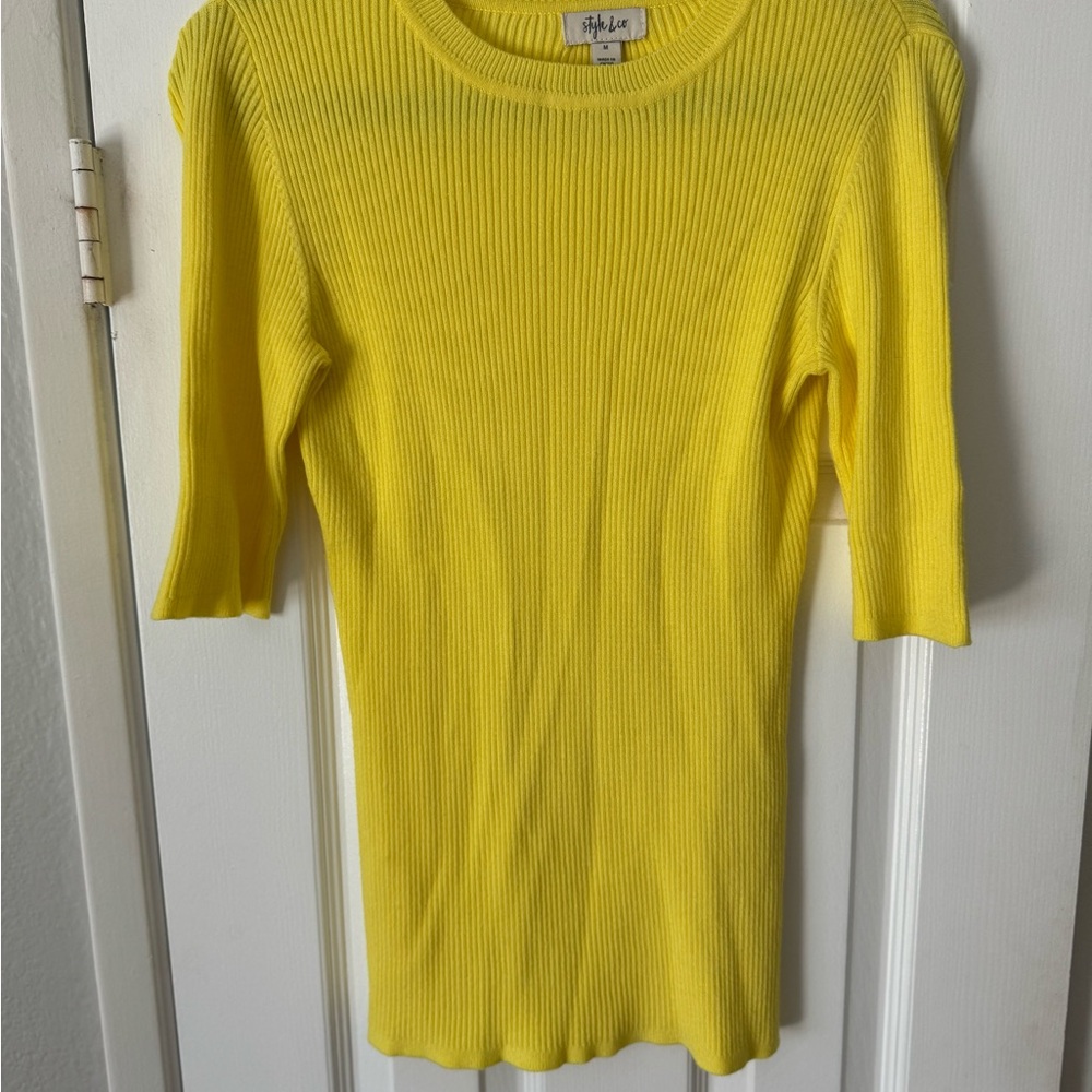 NWOT Style & Co Bright Ribbed Top